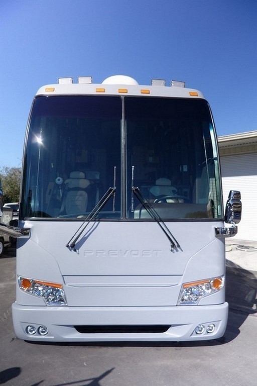 01a PREVOST H3-45 Entertainer COLLISION 1997 with 2016 FACELIFT